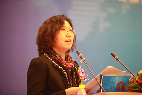 国际木文化学会秘书长苏金玲主持会议