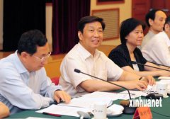 李源潮:创先争优就在本职岗位上日常工作中