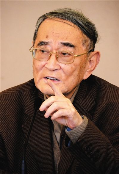 厉以宁