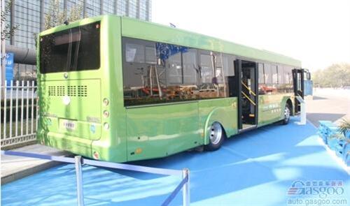 2014逆市上扬 解读我国新能源客车产业发展现状