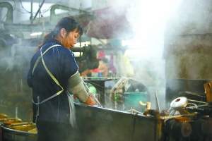 ݡ֯ȾҵˮȾŷű׼2015з֯ҵˮĻѧCODֱŷ80/2013CODֱű׼ߵ100/󣬷֯ȾҵżٴͼΪ㽭ʡĳ˿ҵ䡣  Ӱ