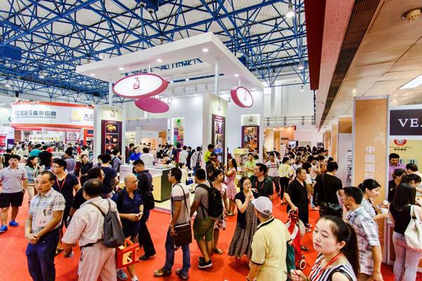 邀您体验时尚潮流新生活!