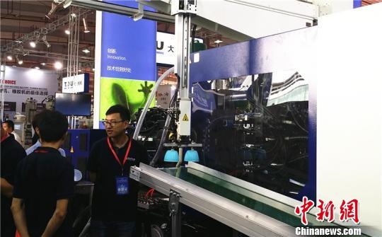 ͼΪʮ߽йϲῪĻʽֳ 