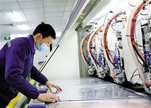 难在哪、怎么看、如何转?制造业高质量发展要形成合力